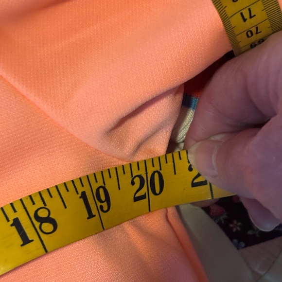 Under Armour Peach Hoodie with Iridescent Logo - Picture 4 of 8